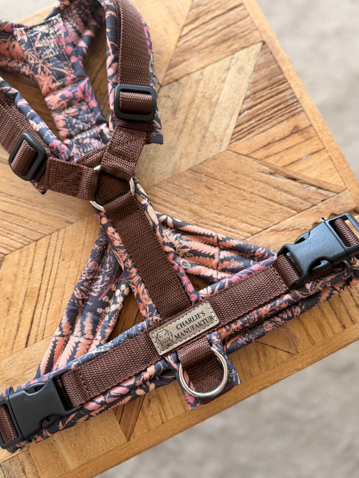 Shop the Look | Geschirr Farnblätter & Braun