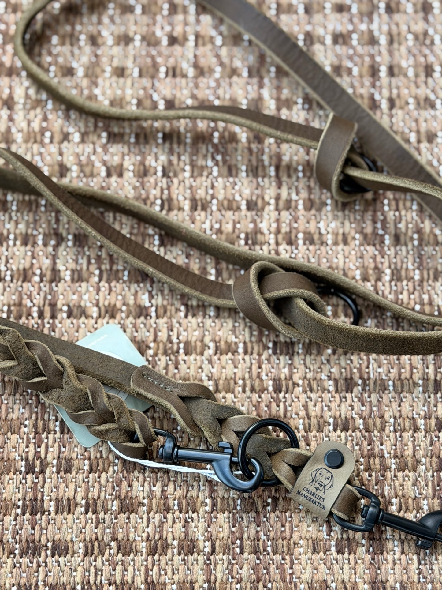 Ready to Ship | Fettlederleine Oliv