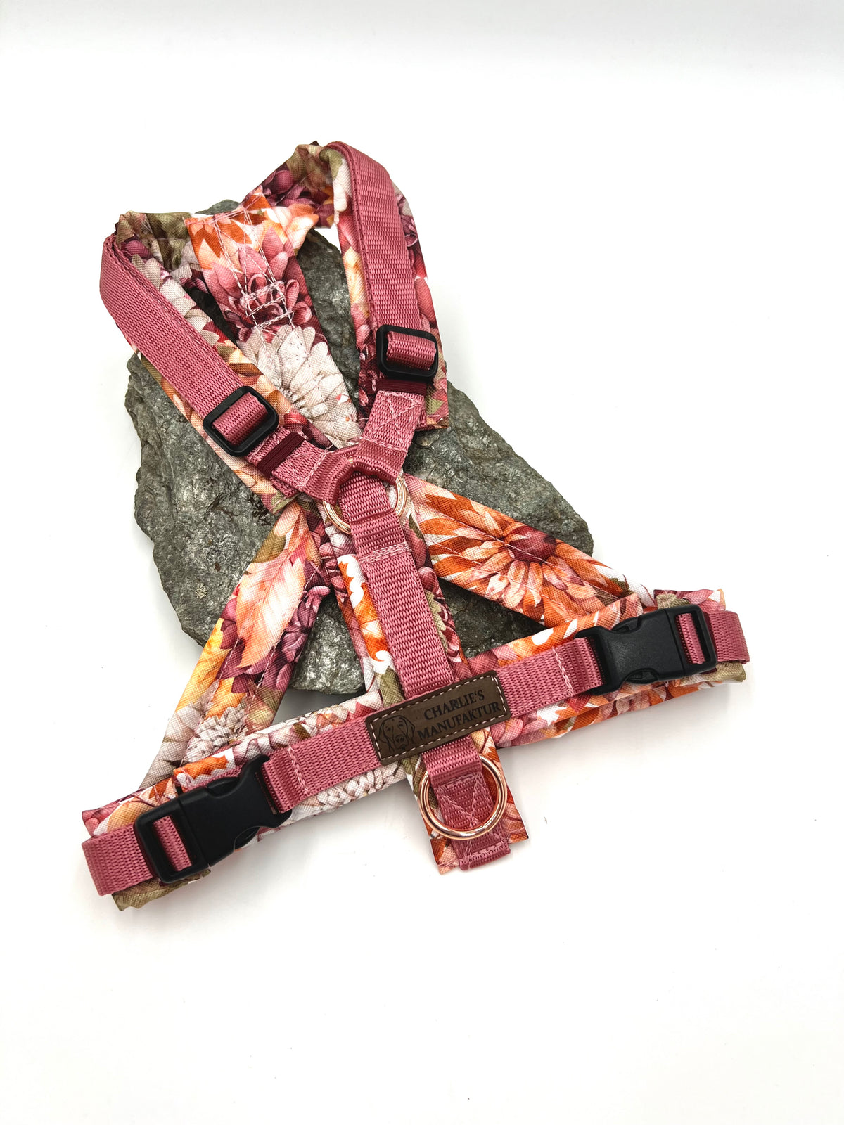 Shop the Look | Geschirr Flower Power & Altrosa